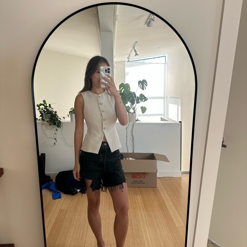 Aritzia Cream Button-Up Camisole
